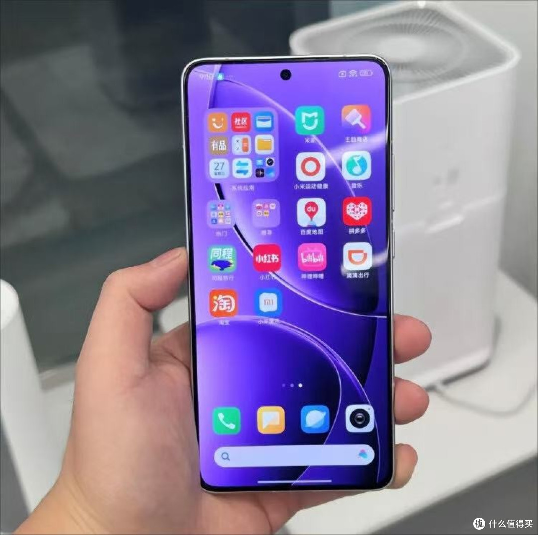 小米果断“发飙”，骁龙8Gen3+2K屏+6550mAh，雷军能给的都给了