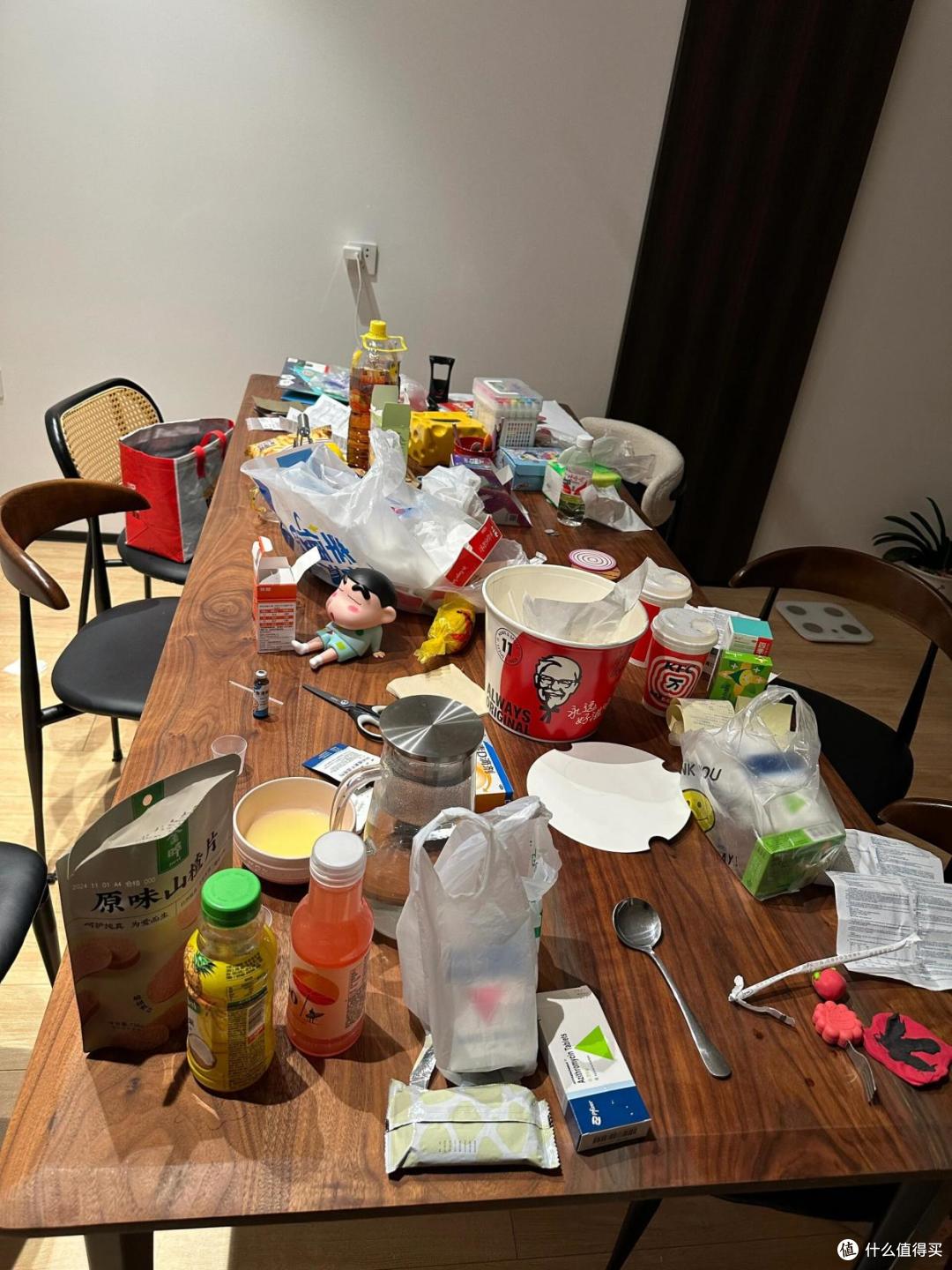 再不买长餐桌了,建议学广东人的做法,我们小区邻居开始纷纷效仿
