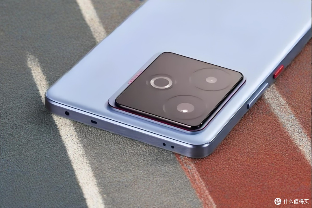 预算2000元手机怎么选?7200mAh+天玑9400+,被低估的“真香机”