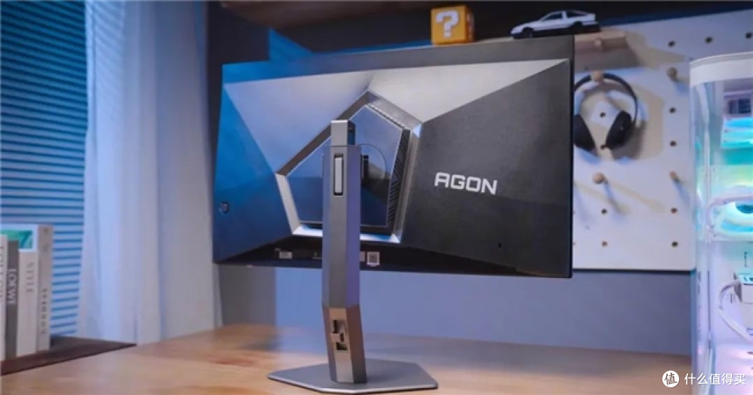 显示器“六边形战士”，AGON AG276UZD终结你的“选择困难症”！
