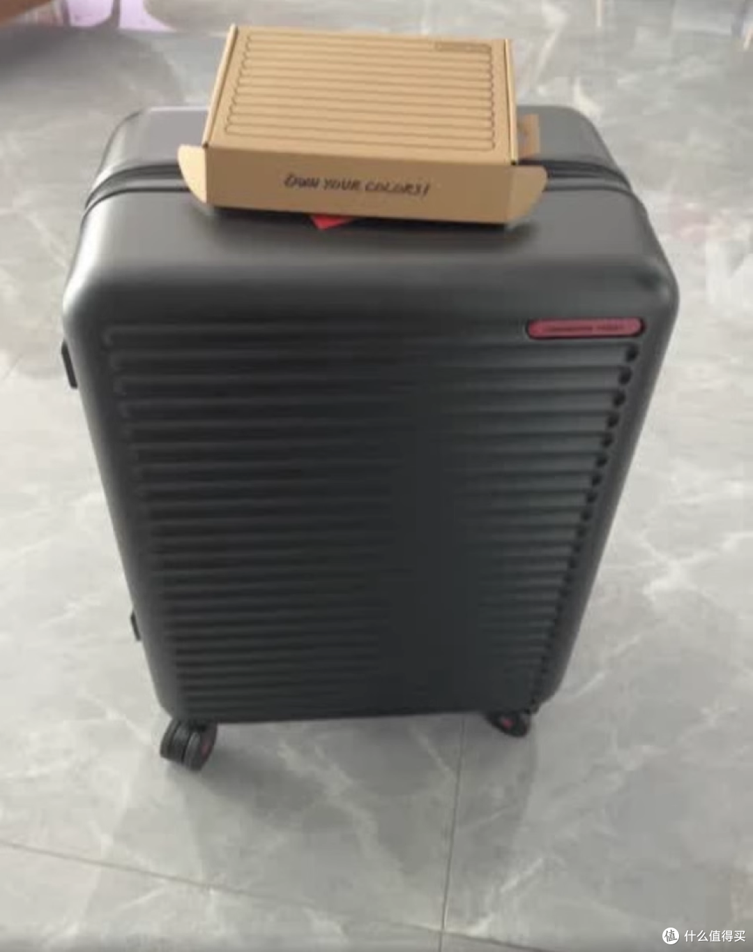 新秀丽 HG0 石板绿行李箱:旅行路上的颜值担当!