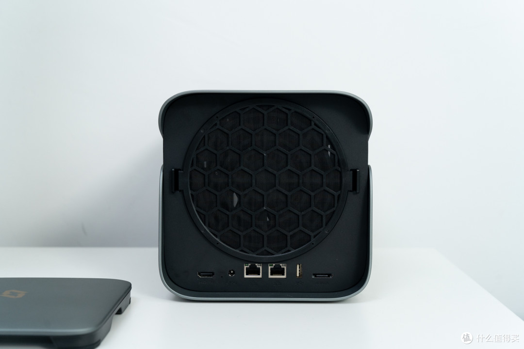 当下“最好”家用NAS,哪些升级才让我这样评价极空间Z4Pro+?