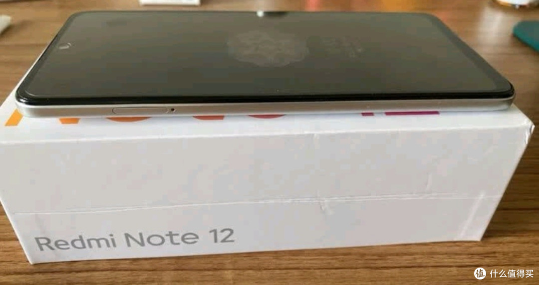 小米Redmi Note12 5G：120Hz OLED屏幕与8GB+256GB存储的完美融合