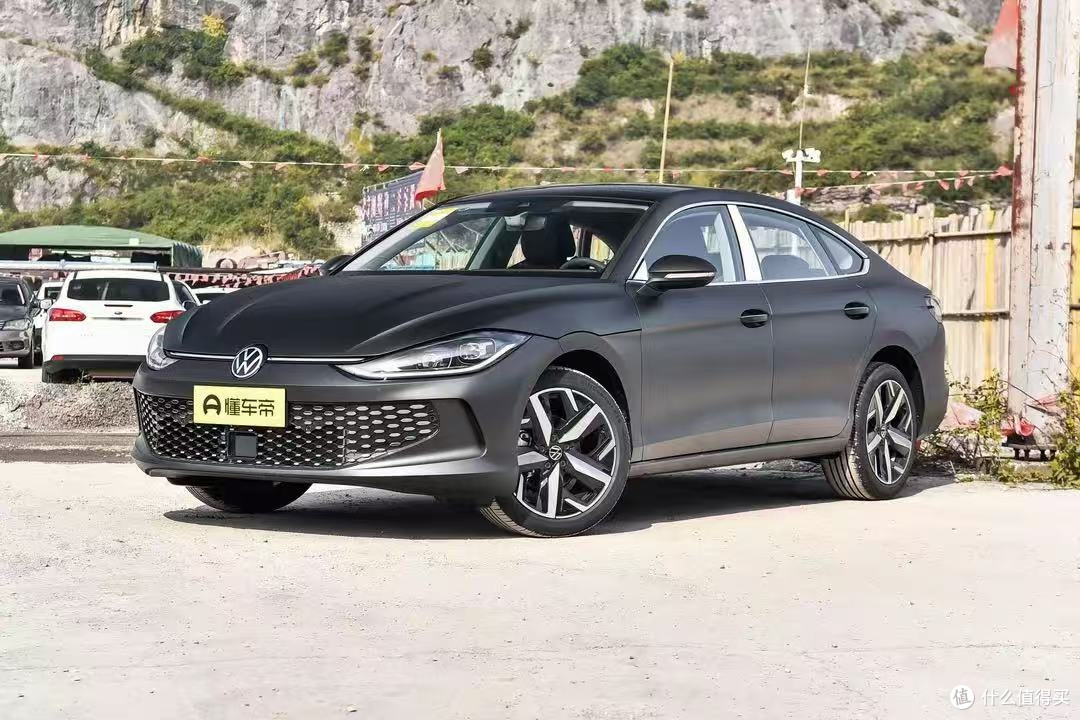 2025款凌渡L 280TSI DSG酷辣PLUS版上市