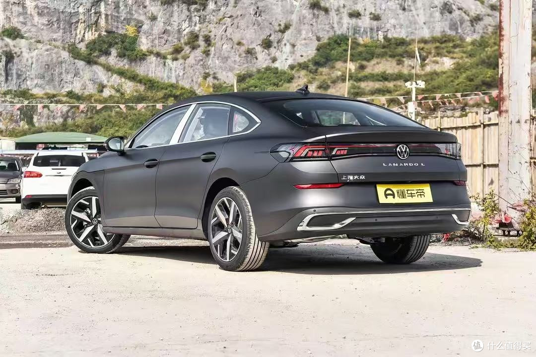 2025款凌渡L 280TSI DSG酷辣PLUS版上市