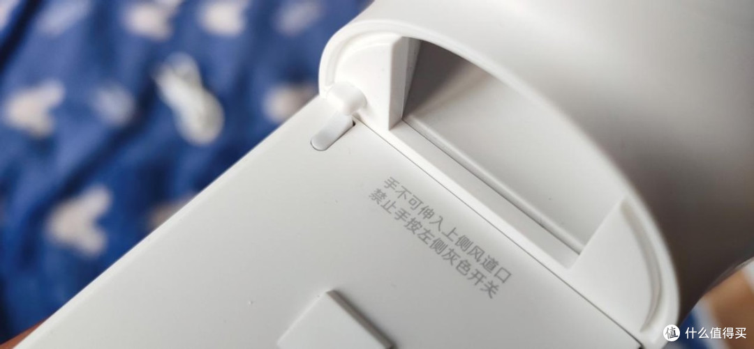 米家毛球修剪器2——边剃边吸高效除球,一键启动天天穿新衣