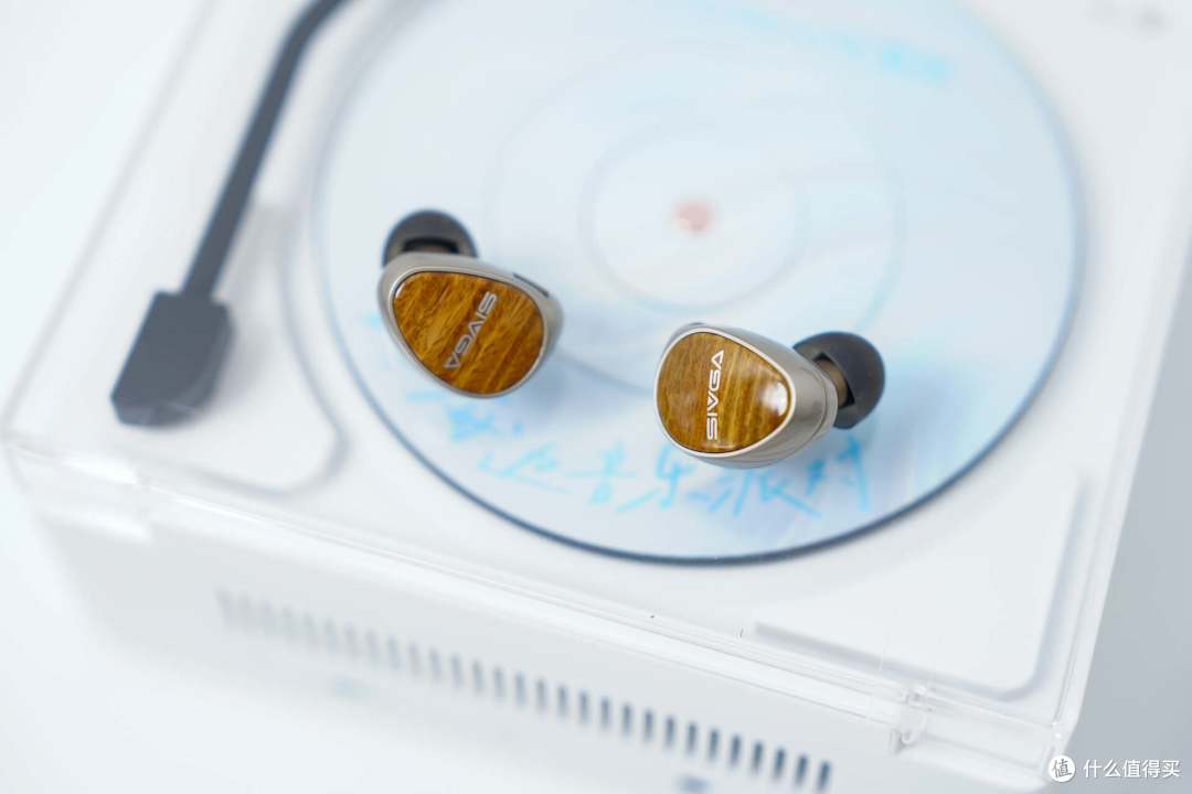 当檀木遇上玻璃振膜:SIVGA鹊-UTG的双重美学暴击
