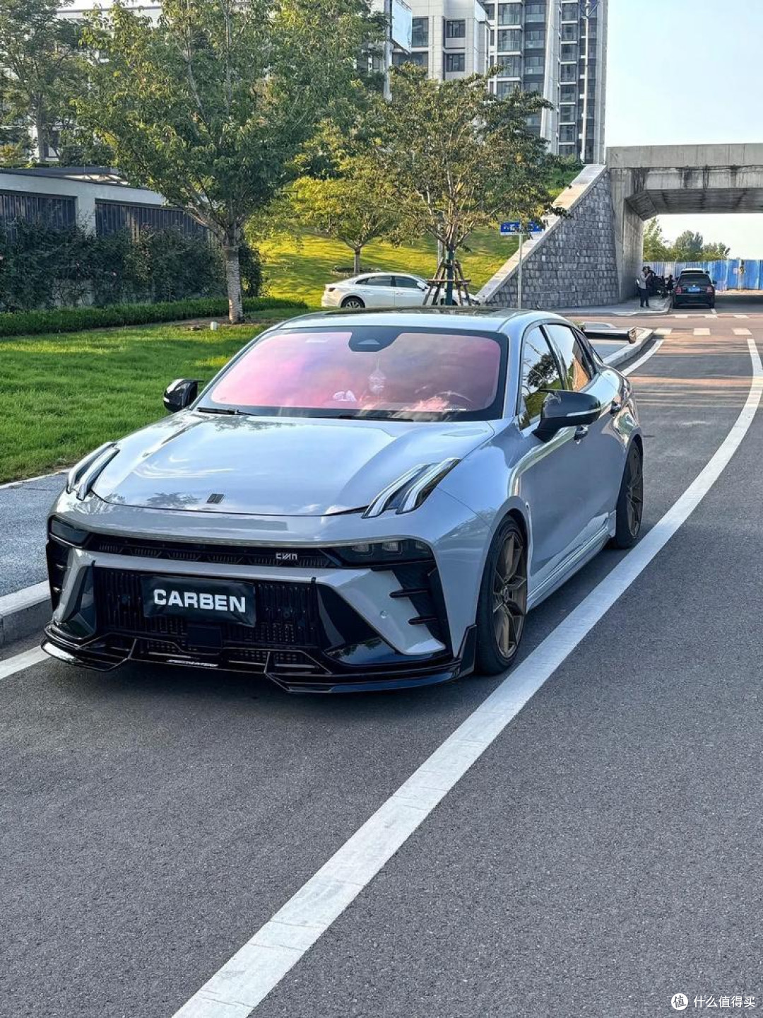 领克03:年轻人的潮燃运动轿车