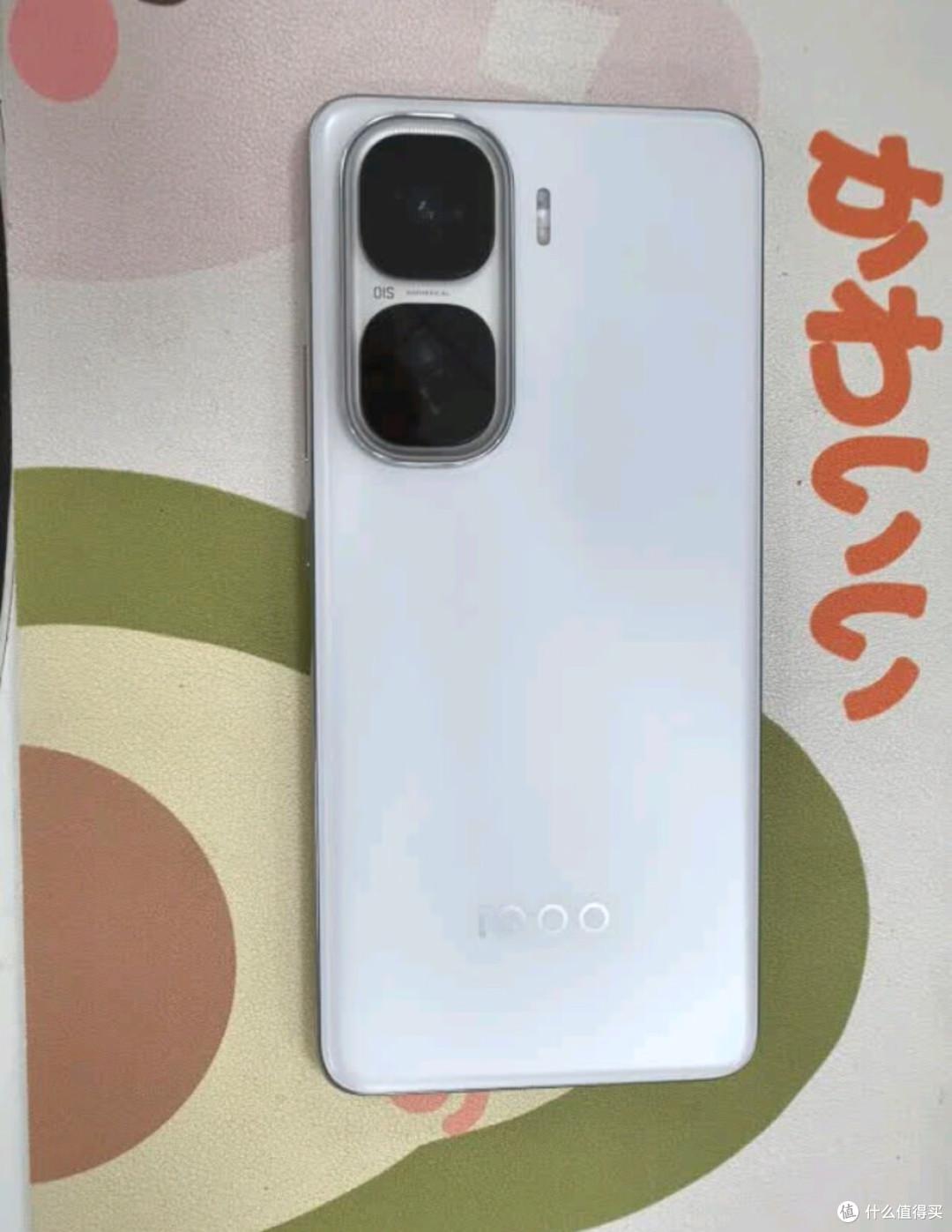 游戏手机?iQOO Neo10 Pro+不到两千四,还抢到了2K好屏幕!