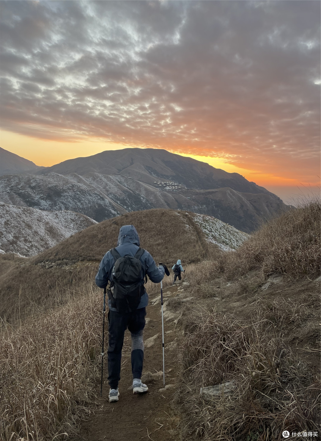 618硬核冲锋衣选购:登山的"第二层皮肤",关键时刻就是救命装备