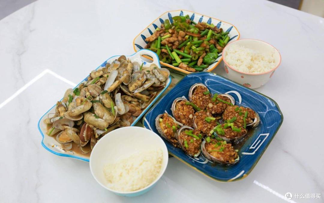 好物集合帖|扫地机器人、油烟机、人体工学椅、拉杆箱,用得上头