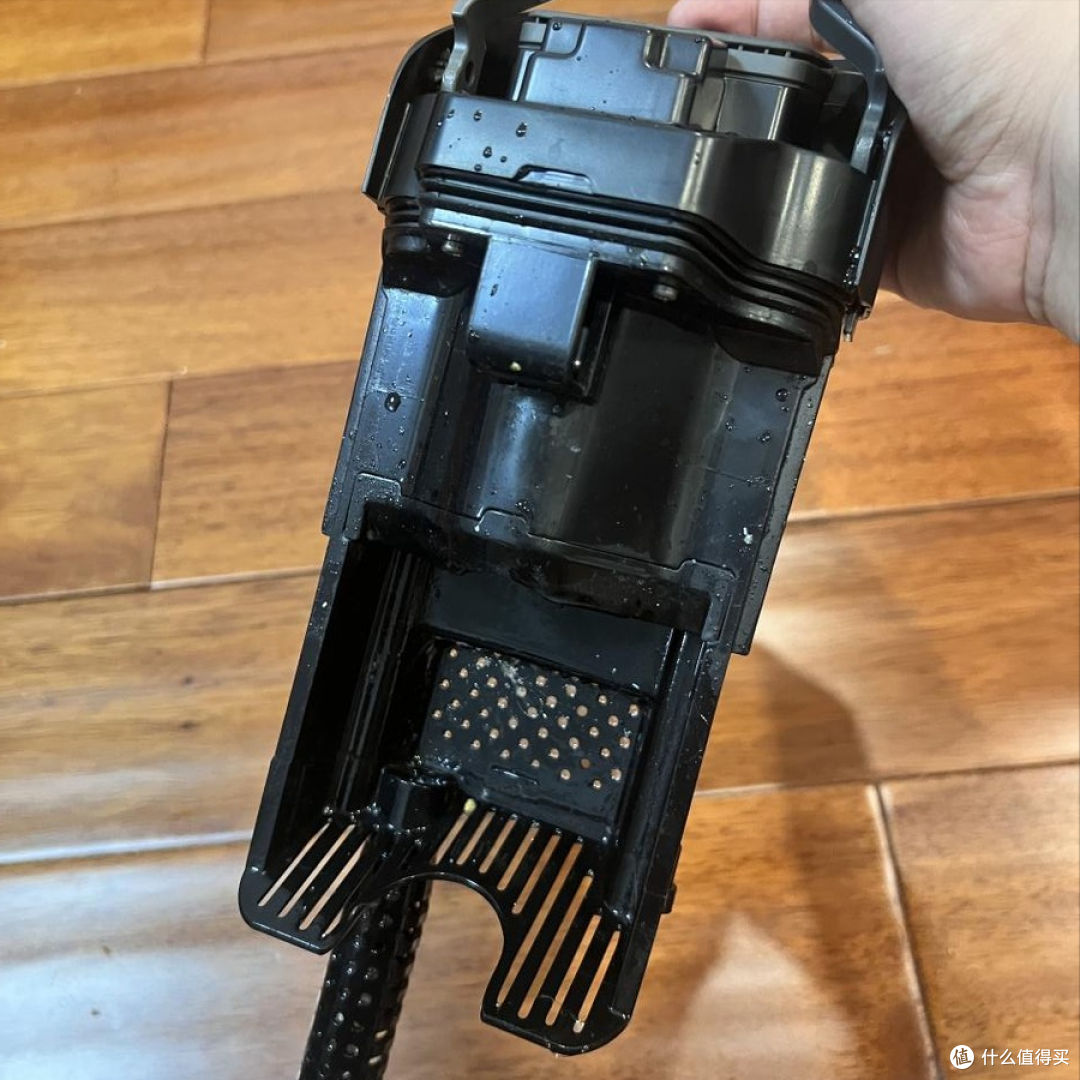 地上再多猫砂和毛,也敌不过MOVA M50 Ultra洗地机的聪明+贴心!