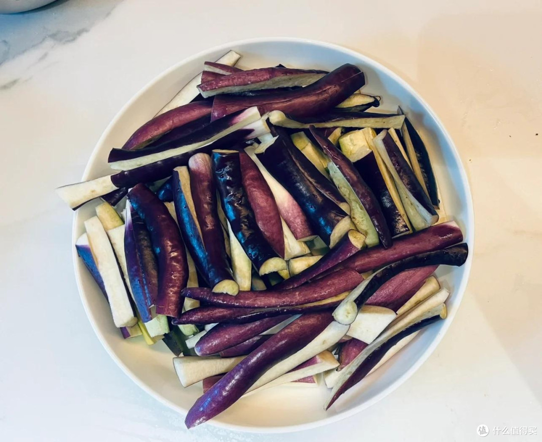 山东紫皮茄子：圆润饱满的餐桌宠儿，解锁下饭神器のN种可能