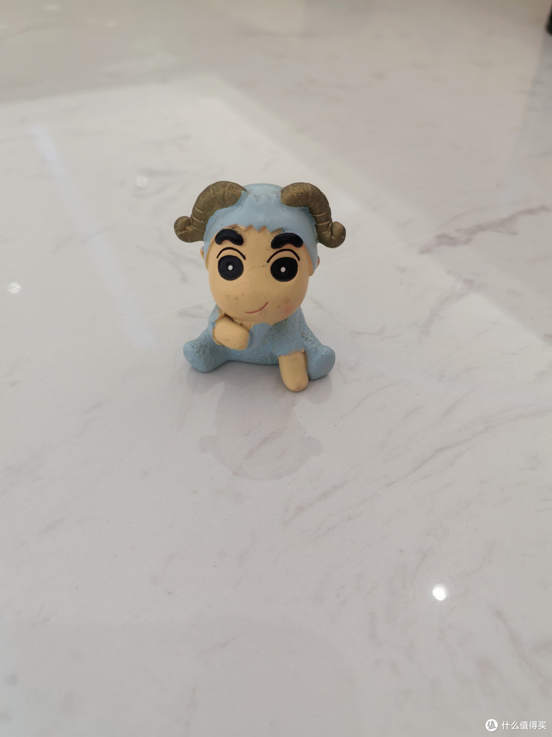 办公桌的温柔星光