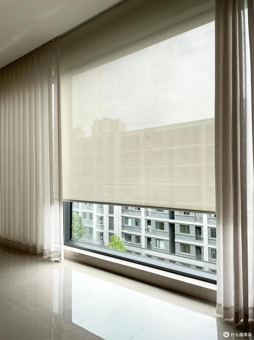 同一栋楼,为什么西户早卖光了,东户却无人问津?你知道原因吗?