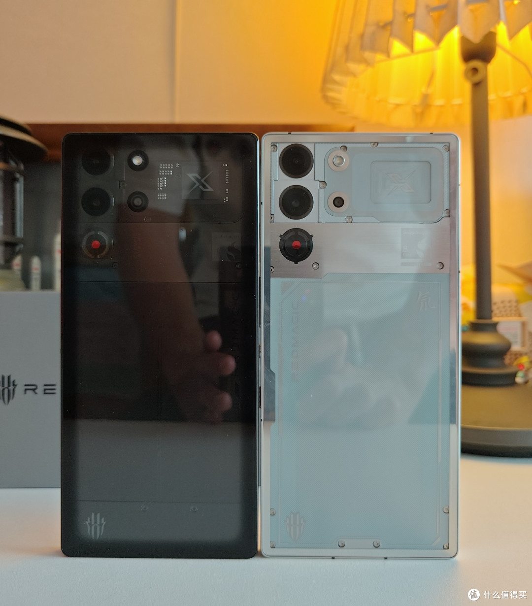 红魔10S Pro+氘锋银翼版:游戏手机开始重新定义移动体验边界