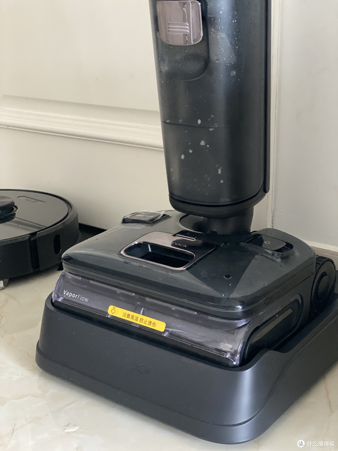 石头A30 Pro Steam：86°C热水+150°C蒸汽，油污克星躺平也能赢