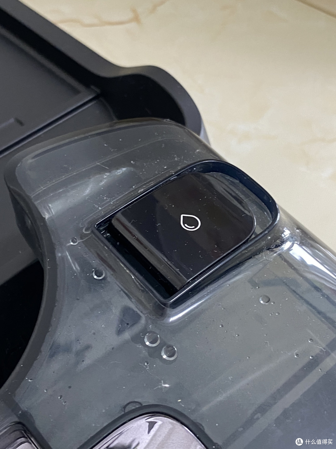 石头A30 Pro Steam：86°C热水+150°C蒸汽，油污克星躺平也能赢