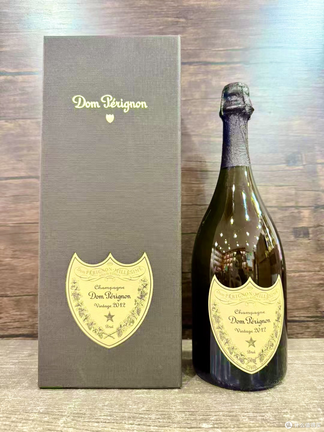 唐培里侬极干型起泡白葡萄酒，香槟王的传奇之作