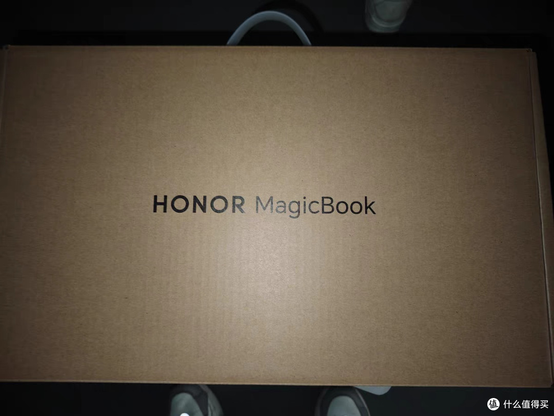 荣耀MagicBook X16 Plus大屏办公利器