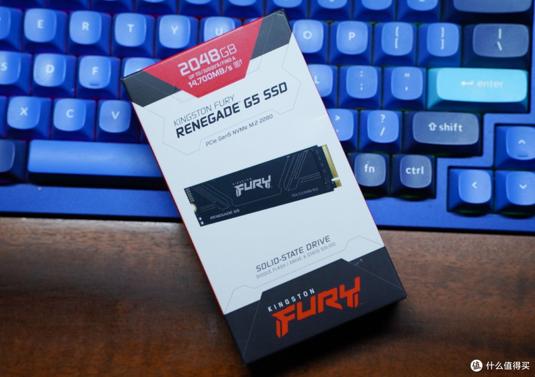 地表最强PCIe 5.0 SSD！ 金士顿FURY Renegade G5旗舰评测