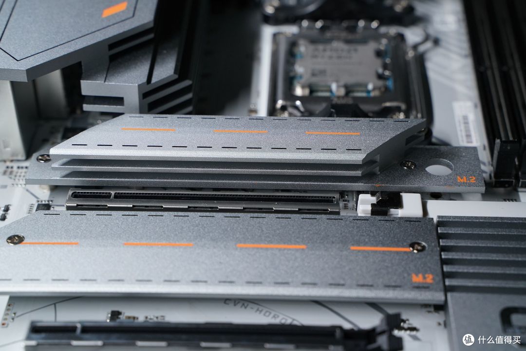 地表最强PCIe 5.0 SSD！ 金士顿FURY Renegade G5旗舰评测