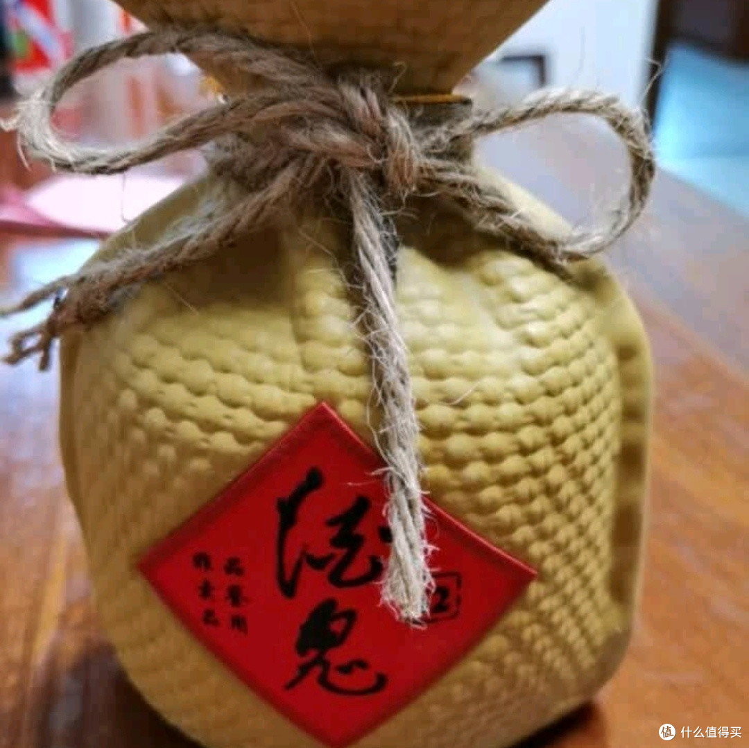 酒鬼紫坛贰拾馥郁香型白酒:端午节里的醇香佳礼