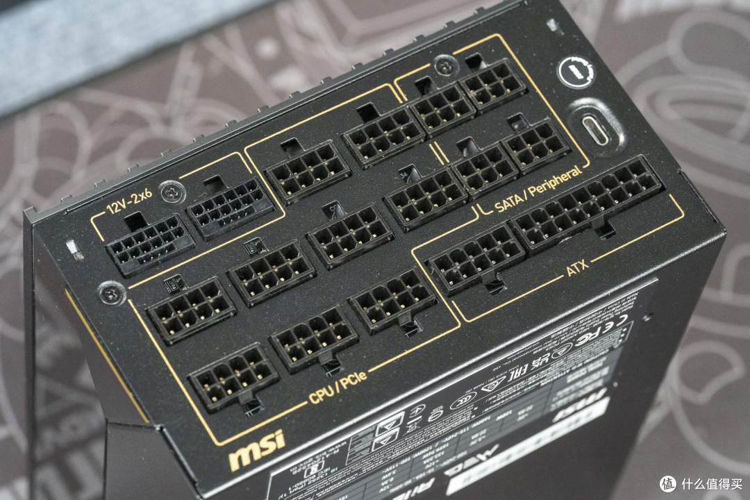 微星 MEG Ai1600T PCIE5 电源评测:高端玩家的新宠儿