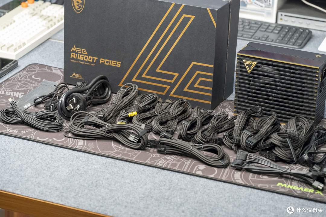 微星 MEG Ai1600T PCIE5 电源评测:高端玩家的新宠儿