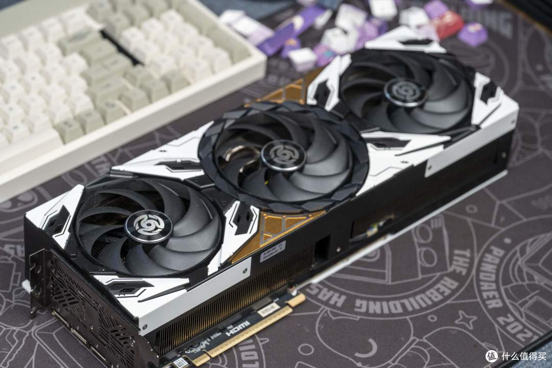 微星 MEG Ai1600T PCIE5 电源评测:高端玩家的新宠儿