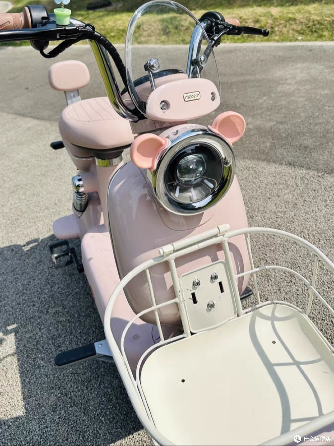 浪漫的粉色电动车,可盐可甜的通勤代步工具。