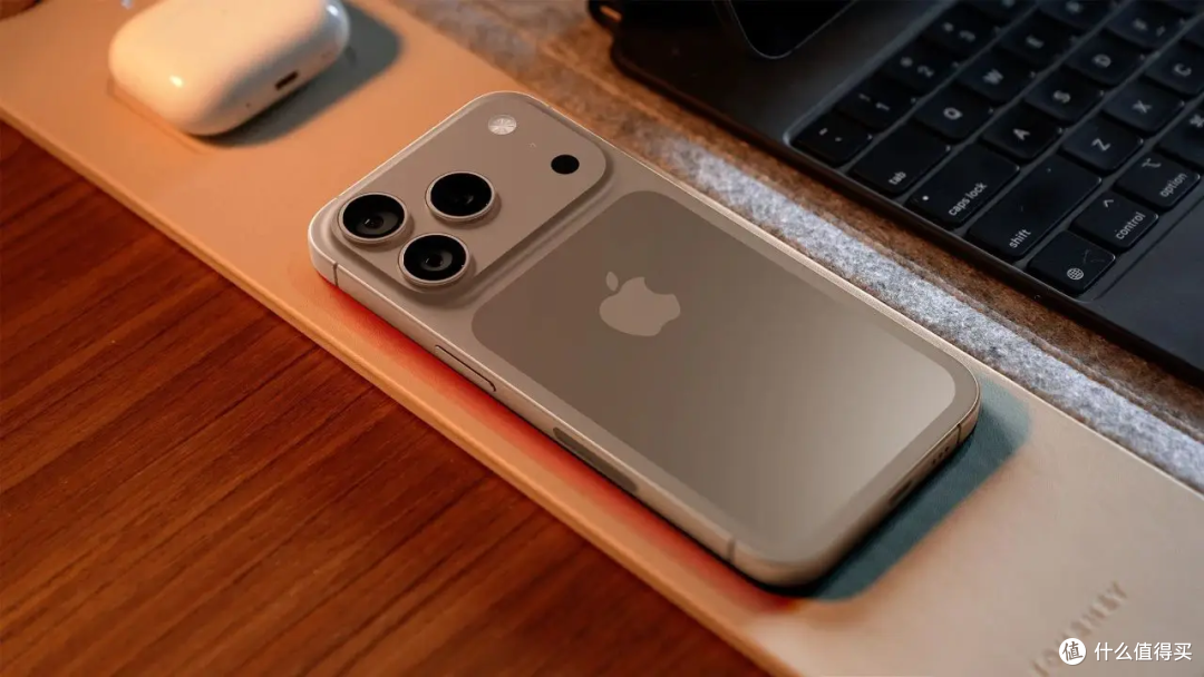 2025 年 9 月手机市场前瞻:iPhone17 系列与安卓旗舰机硬碰硬