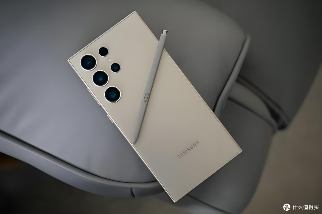三星终于良心了!跳水价4320元,2亿像素+钛金属+2K顶级屏+512GB