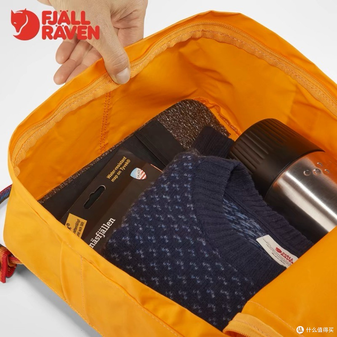 背上彩虹去冒险：Fjallraven Kanken彩虹包全维度测评。