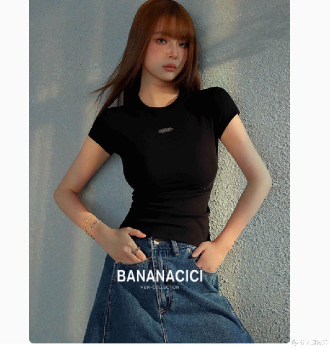 夏日焦点,银色闪耀——bananacici旗舰店金属标装饰修身短袖T恤