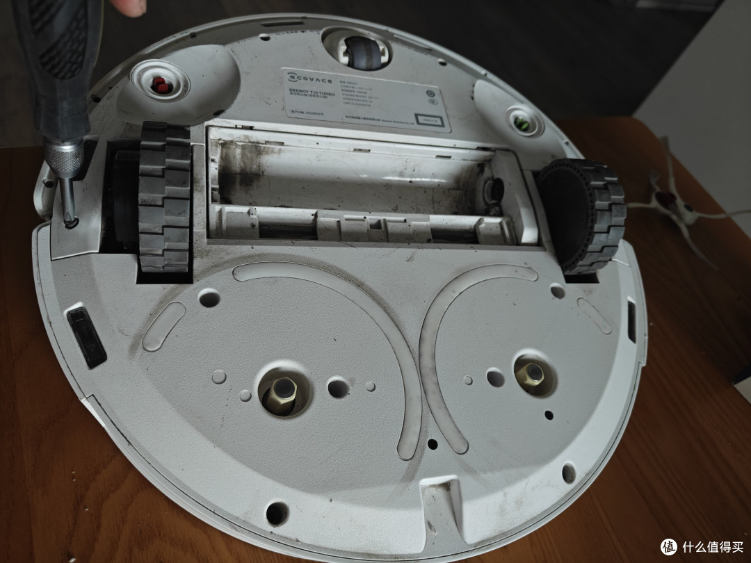 科沃斯扫拖机器人T10 Turbo顺时针转圈故障拆修排除