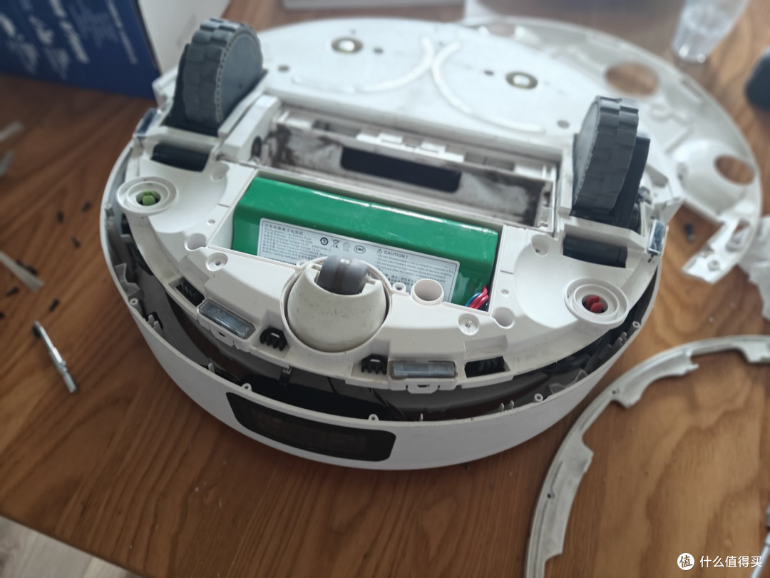 科沃斯扫拖机器人T10 Turbo顺时针转圈故障拆修排除