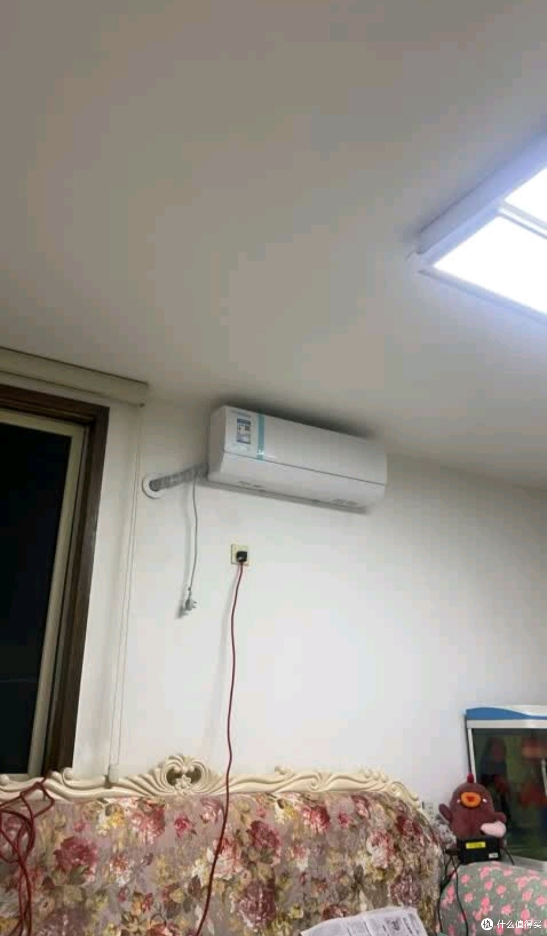 美的空调 大1.5匹 酷省电 新一级能效 变频冷暖 省电壁挂式卧室挂