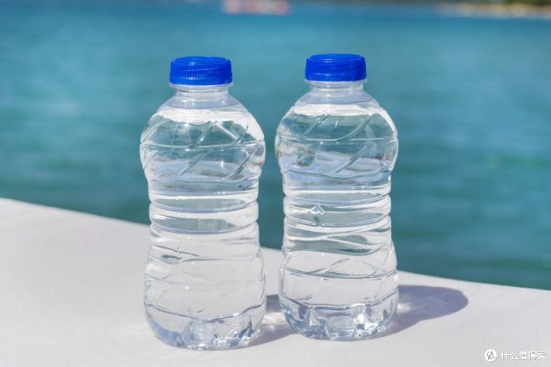 直饮水和纯净水区别?哪种更健康?