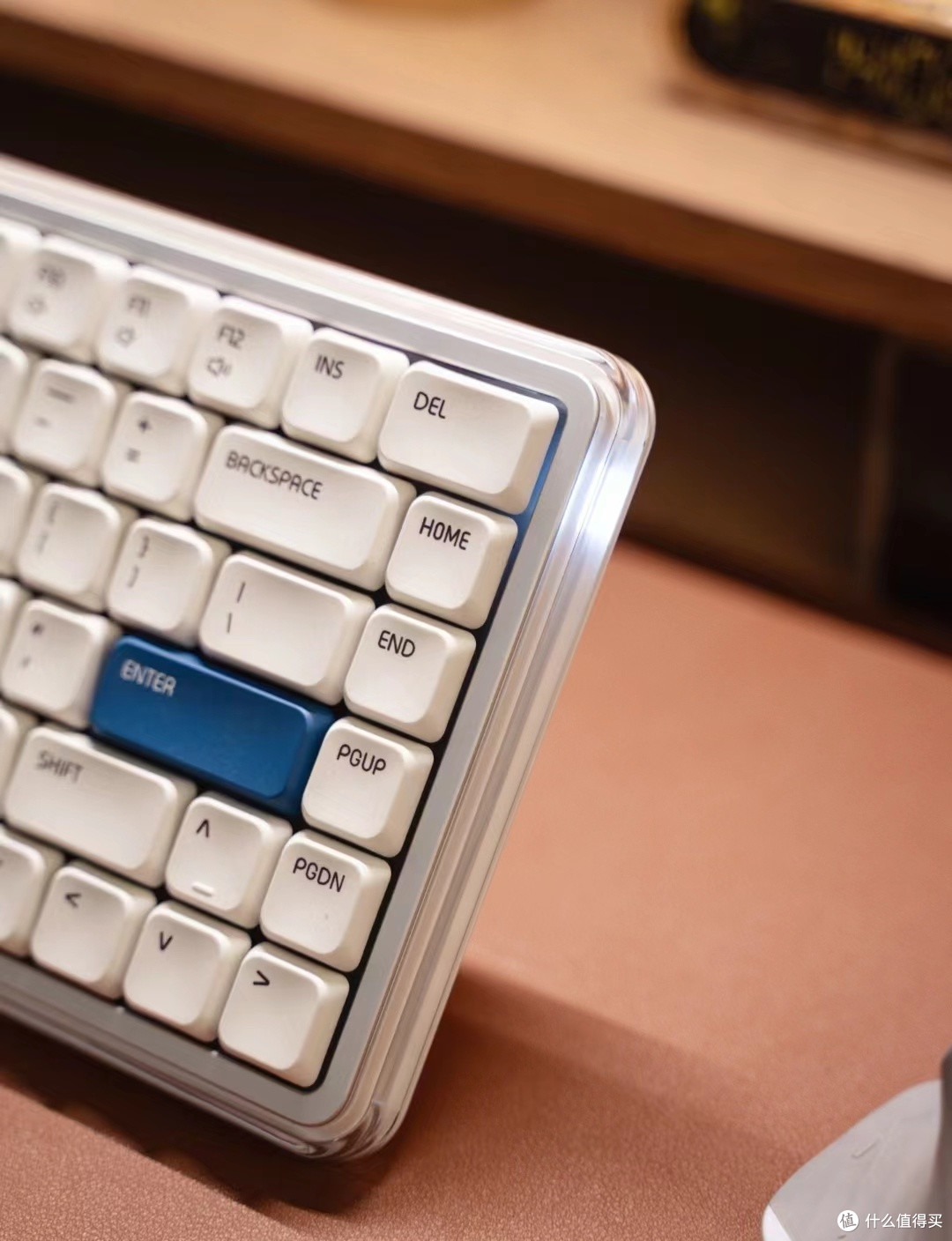 很适合Mac 用户的键盘：MelGeek O2 三模机械矮轴键盘