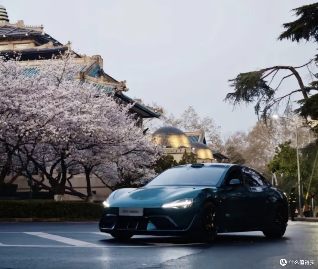 人生第一台车，小米 YU7 到底能不能买？真实体验分析