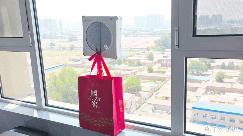千元神机保安全,干净直达边角!科沃斯窗宝W2S绝对值回票价
