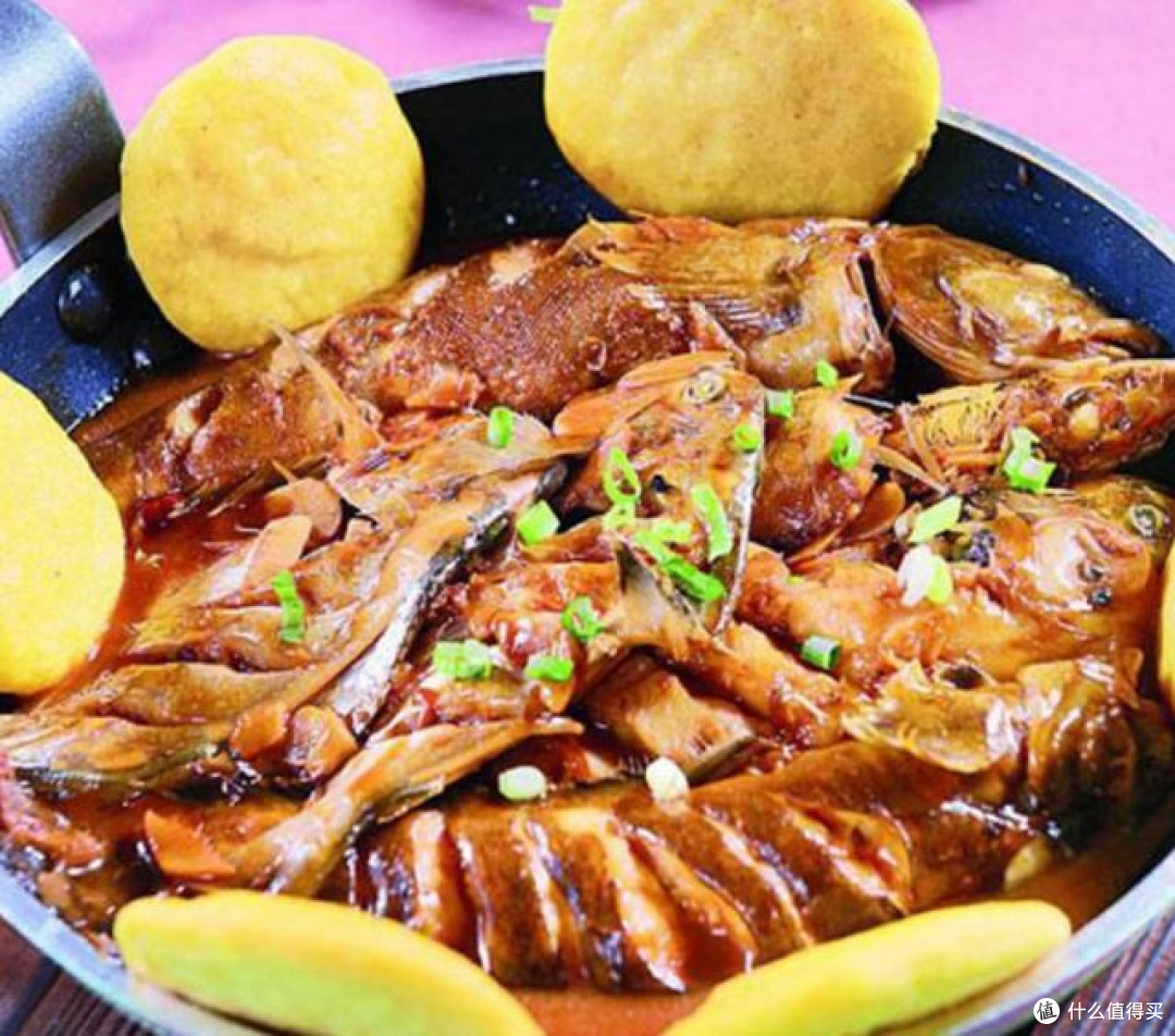 地锅鱼:铁锅与鲜鱼的“激情碰撞”