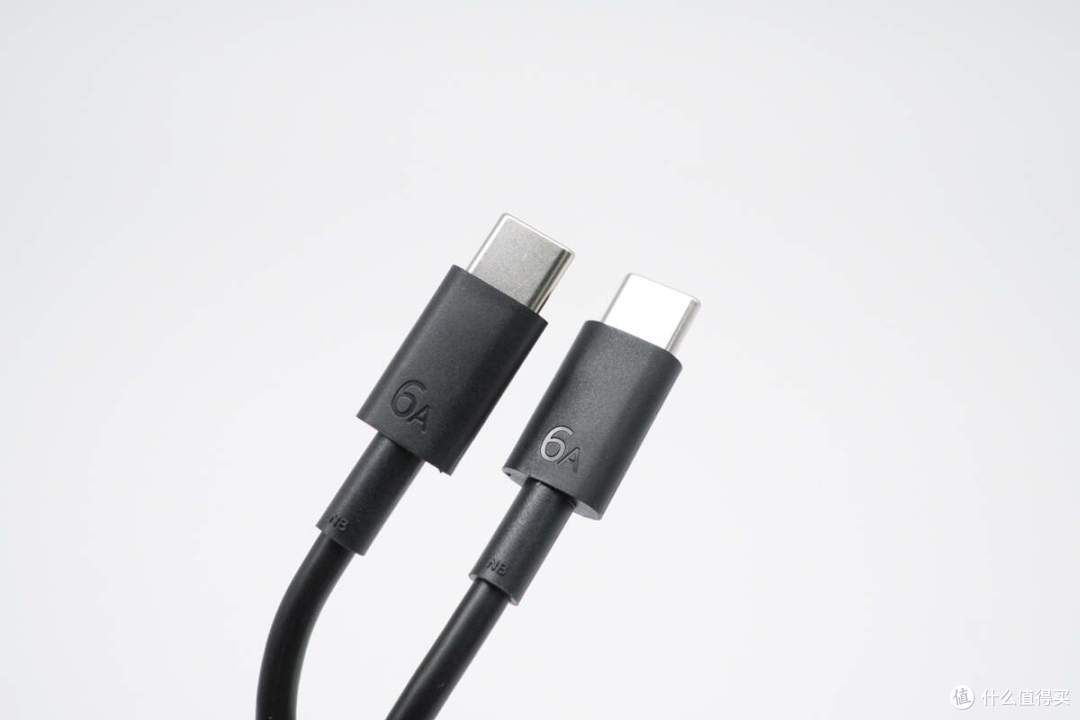 车充新物种登场!华为100W全能充车载充电器发布