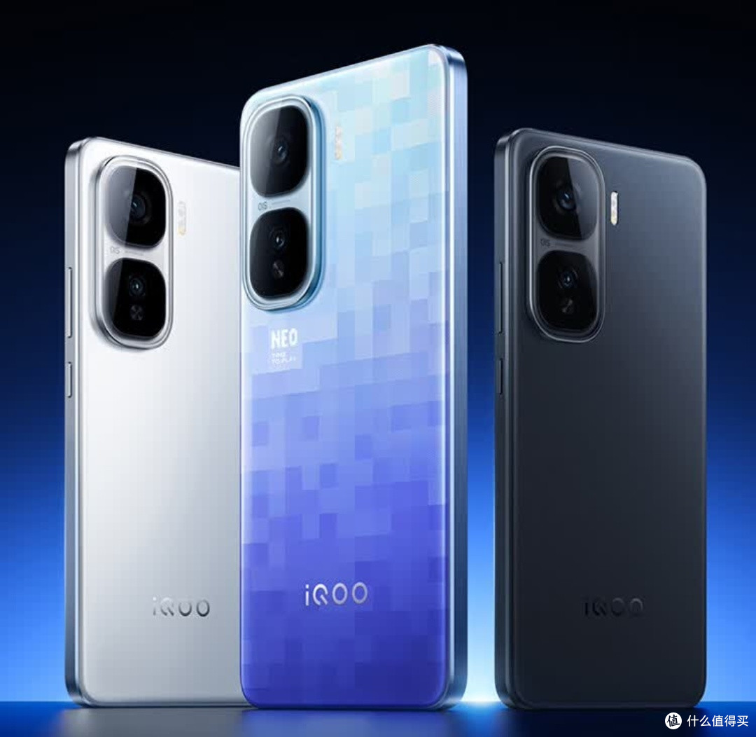 iQOO Neo10 Pro+:骁龙8至尊版+2K Q10珠峰屏,电竞手机新选择