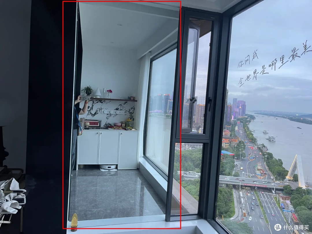 270度一线江景的守护,还得是科沃斯窗宝W2S
