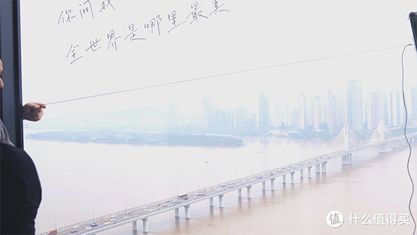 270度一线江景的守护,还得是科沃斯窗宝W2S