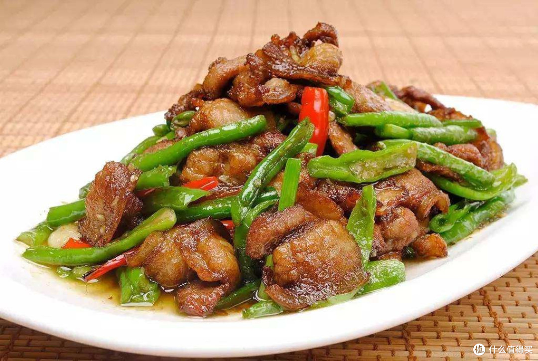 一年狂卖6亿份!这道“土掉渣”的菜,让北上广白领排队3小时疯抢