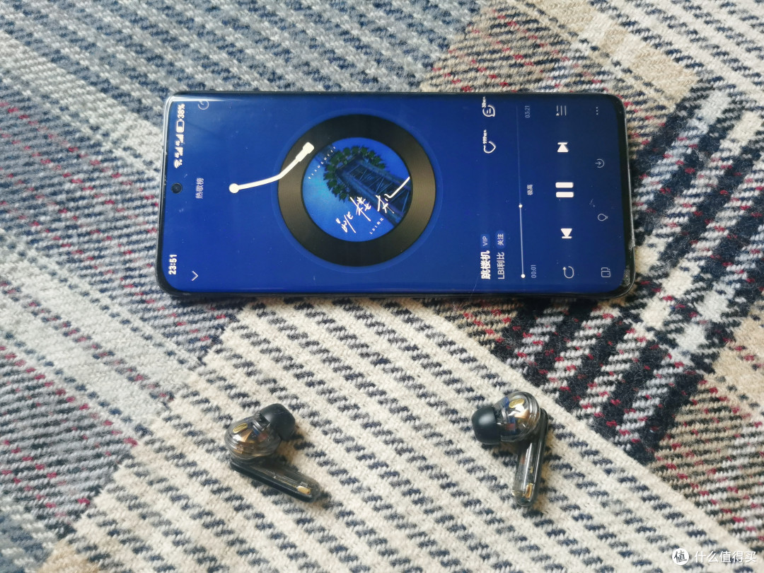 圈铁双单元+降噪-56dB，iKF Ultra降噪耳机解锁全场景音质新体验