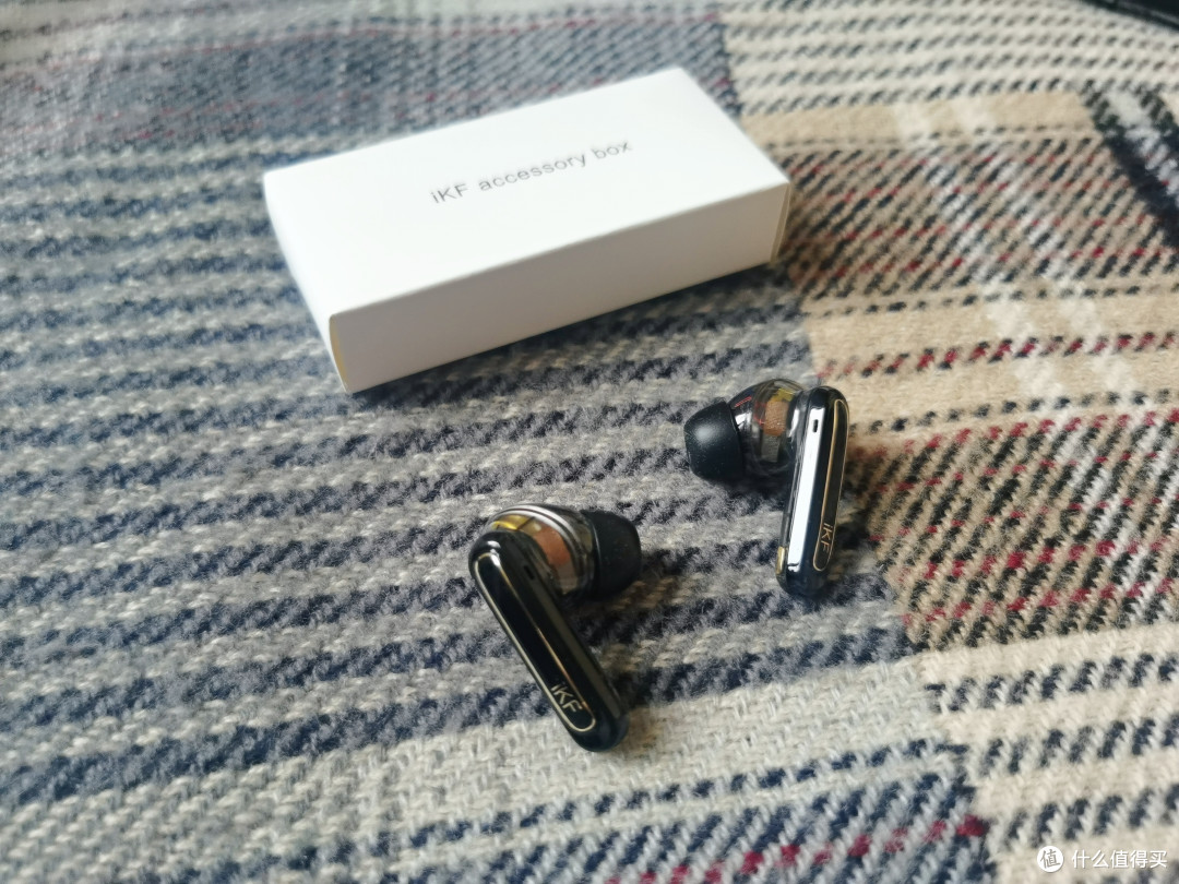 圈铁双单元+降噪-56dB，iKF Ultra降噪耳机解锁全场景音质新体验